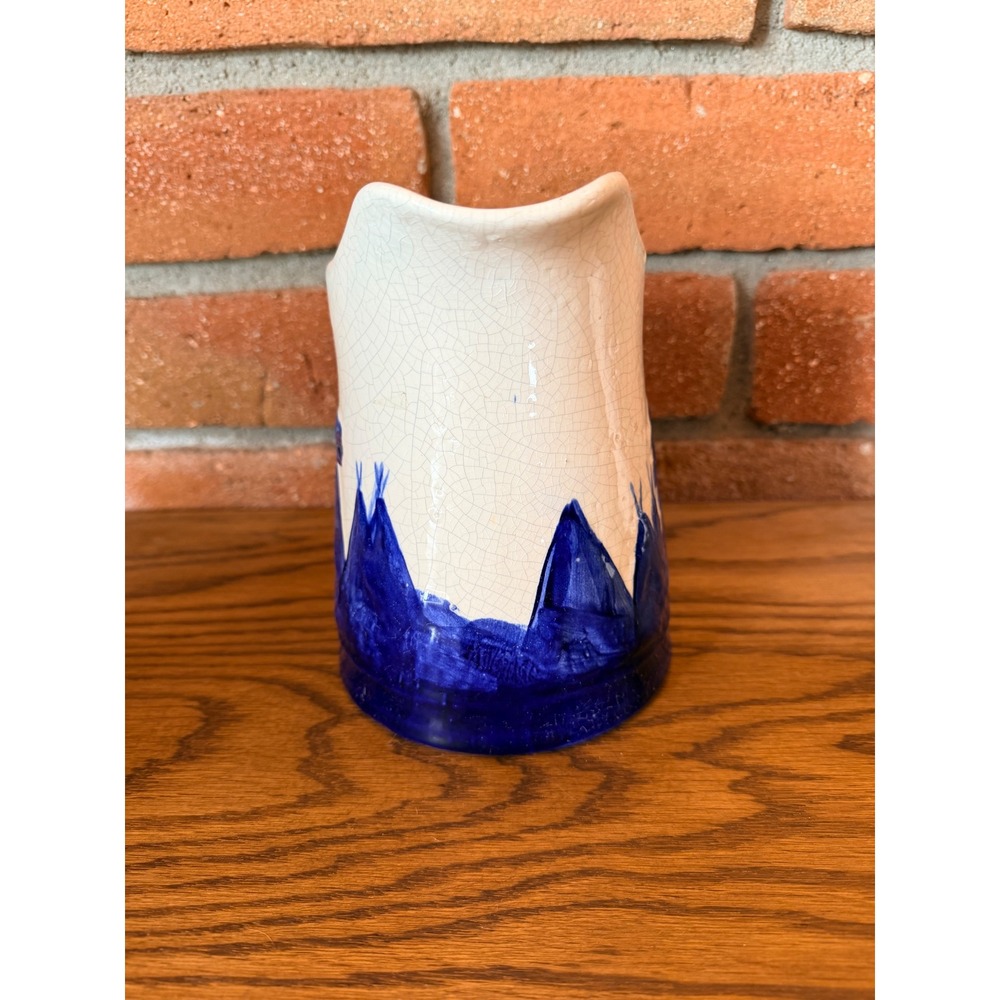 Vintage Old Sleepy Eye-style pitcher, cobalt and cream crackle glaze, 7.5" tall - Picture 4 of 10